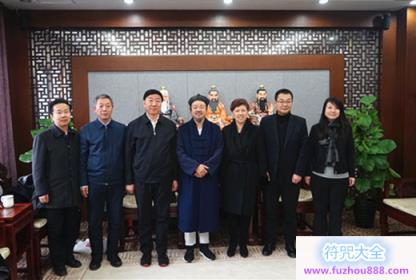 【bsports必一体育】以习近平总书记重要讲话精神为指引狠抓落实 统筹抓好全区疫情防控和经济社会发展工作(图2) bsports必一体育